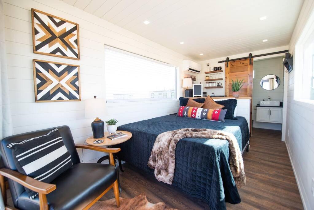 New The Buffalo-Shipping Container In Alpine Exterior foto